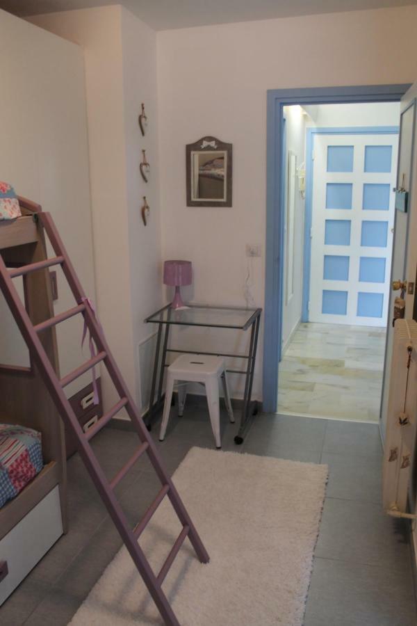 Apartmán Les Miradors Menton Exteriér fotografie